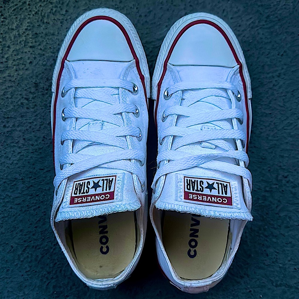 Converse Chuck Taylor All Star Low-Top Sneaker - White 🤍
